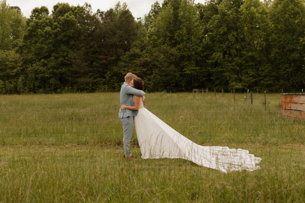 North Carolina wedding at Whispering Oaks Event Venue in the spring