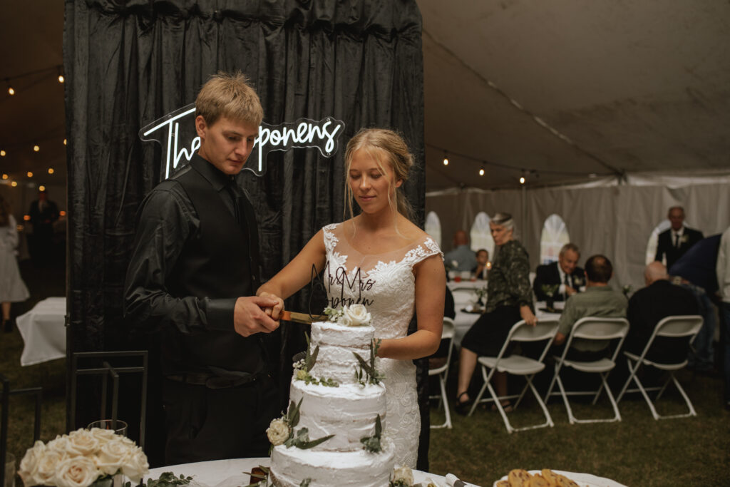 South Dakota Wedding in September