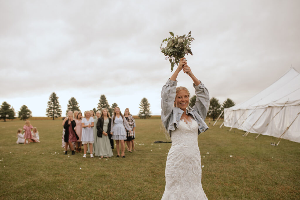 South Dakota Wedding in September