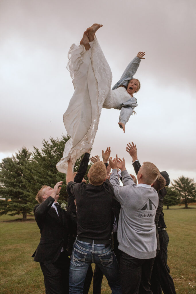 South Dakota Wedding in September